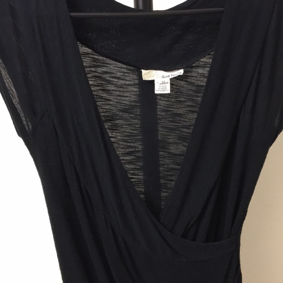 black low cut top - Picture 2 of 4